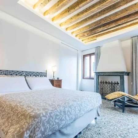 Апартаменты Ca Grimani Stunning View And Comfort